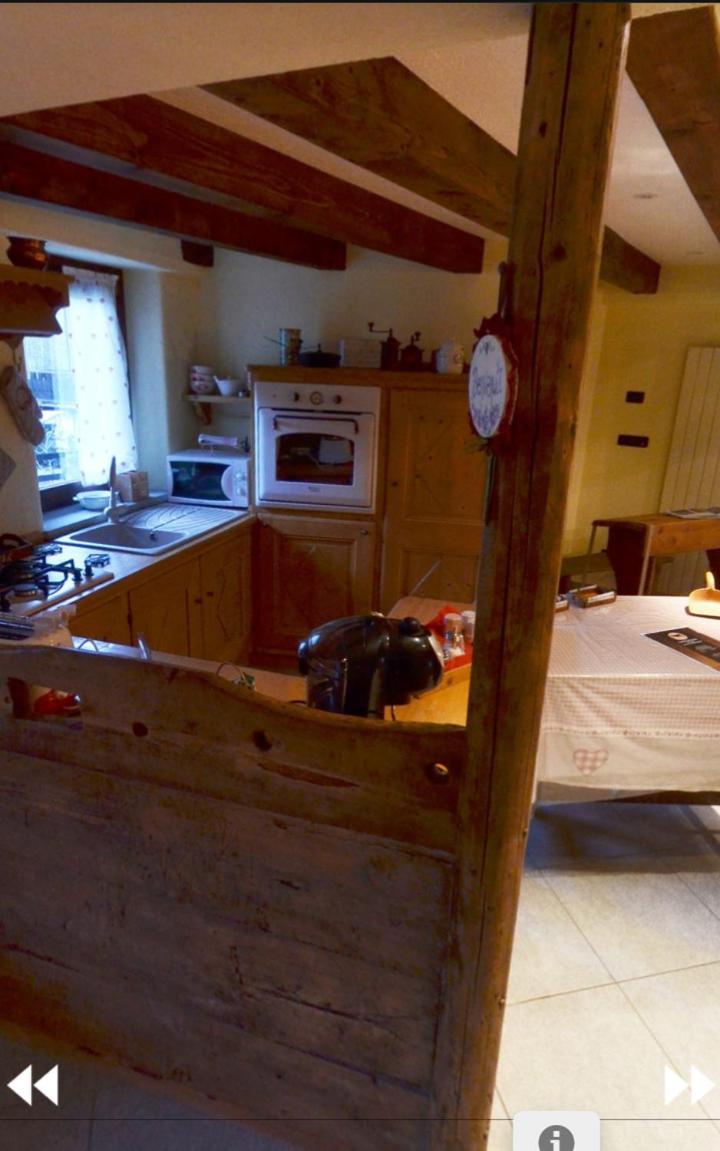 Les Chevreuils Apartamento Arvier Quarto foto