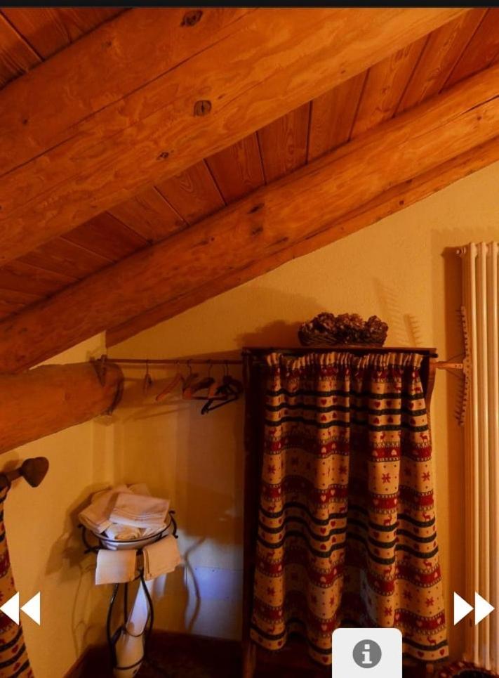 Les Chevreuils Apartamento Arvier Quarto foto